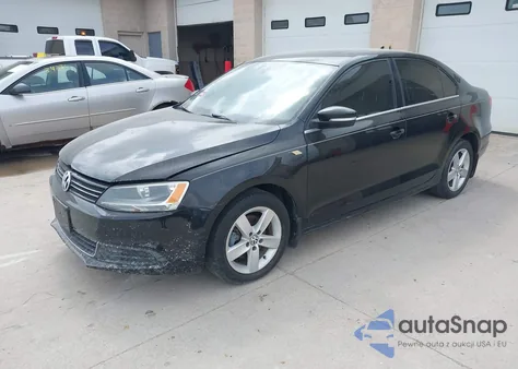 2013 Volkswagen Jetta 2.0L Tdi from USA, damaged, VIN 3VWLL7AJ9DM368679